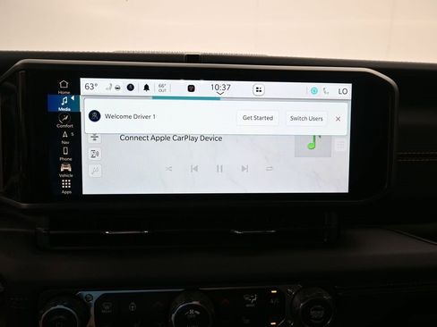 New 2024 Jeep Wrangler Unlimited Sahara w/ Technology Group image 17