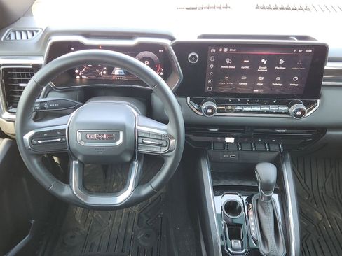 Used 2024 GMC Canyon Elevation w/ Convenience Package RWD image 31