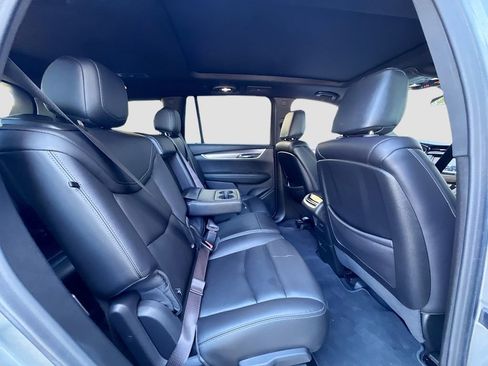 Used 2023 Cadillac XT6 Luxury AWD/4WD image 30