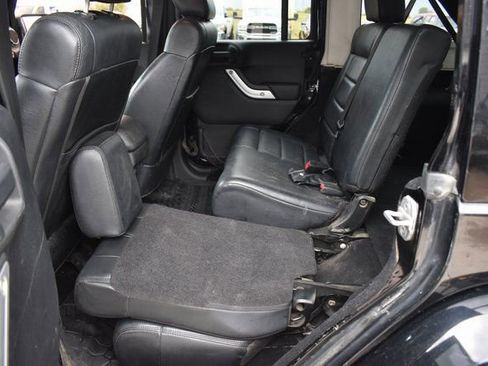 Used 2012 Jeep Wrangler Unlimited Sahara w/ Mopar Chrome Edition Group image 22