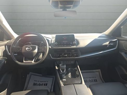 Certified 2025 Nissan Rogue SV w/ SV Premium Package FWD image 9