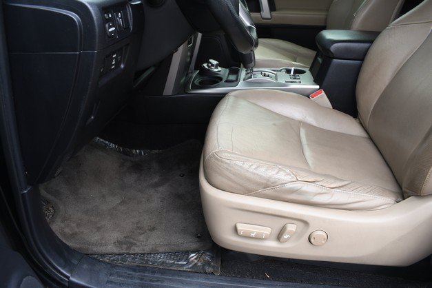 Used 2010 Toyota 4Runner Limited AWD/4WD image 15