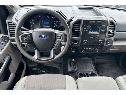Used 2019 Ford F550 4x4 Crew Cab Super Duty image 15