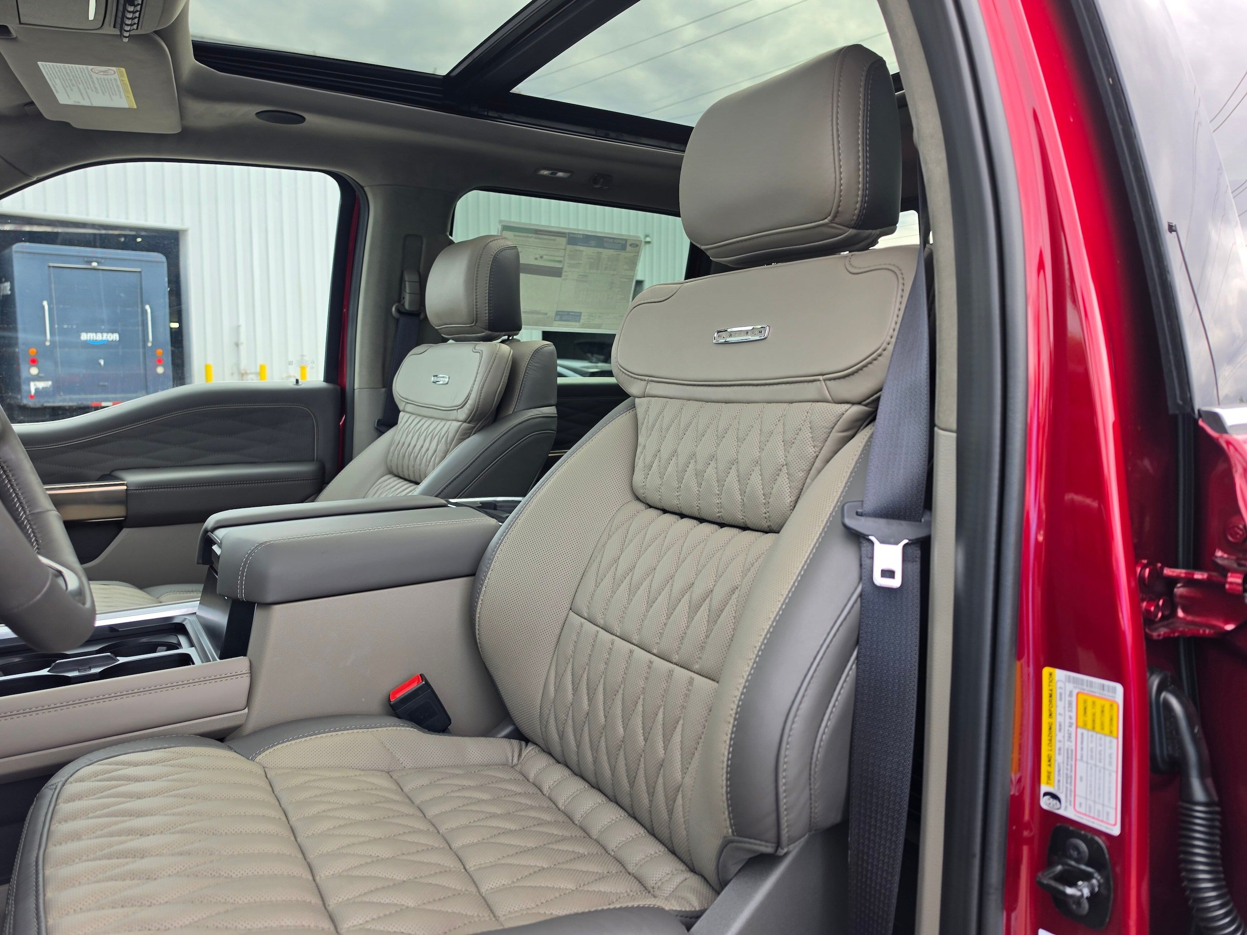 New 2026 Ford F350 Platinum w/ Platinum Plus Package AWD/4WD image 19