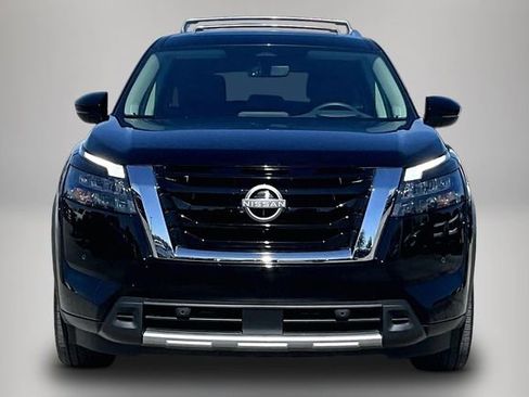 Certified 2025 Nissan Pathfinder Platinum w/ Cargo Package image 3