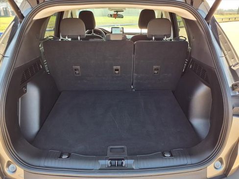 Certified 2022 Ford Escape SE w/ SE Sport Appearance Package image 31