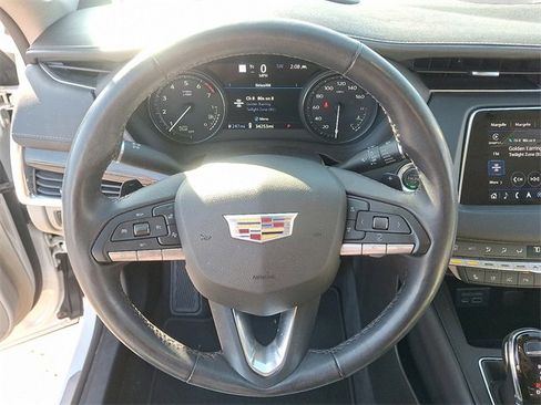 Certified 2023 Cadillac XT4 Premium Luxury w/ Technology Package image 19