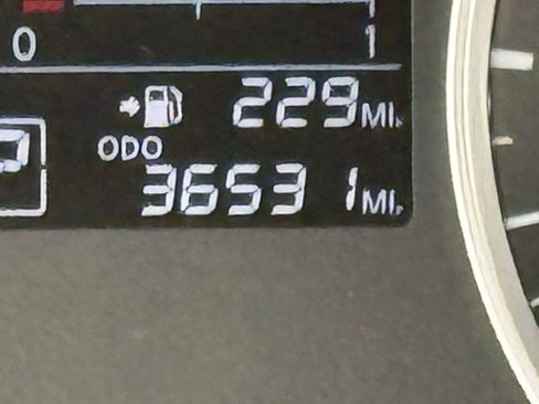 Used 2024 Nissan Kicks S image 30