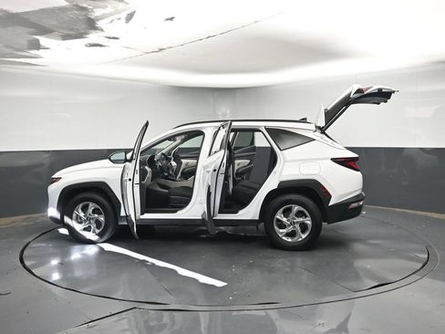 Used 2024 Hyundai Tucson SEL AWD/4WD image 48