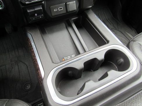 Used 2022 GMC Sierra 2500 Denali image 25