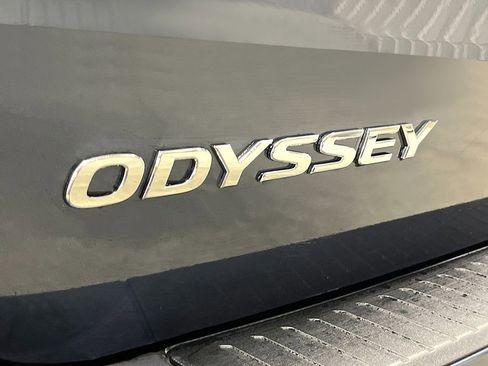 New 2026 Honda Odyssey Touring image 10