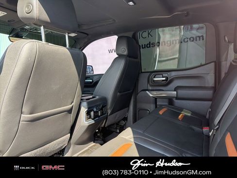 Used 2021 GMC Sierra 1500 AT4 w/ AT4 Value Package AWD/4WD image 13