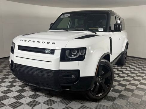 Used 2024 Land Rover Defender 130 X-Dynamic SE image 1