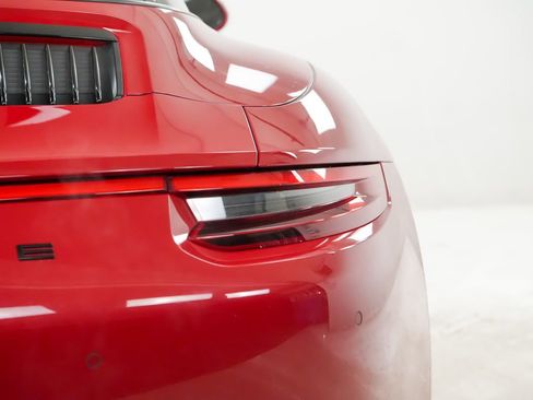 Certified 2017 Porsche 911 Targa 4S AWD/4WD image 12