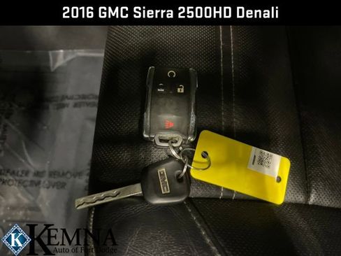 Used 2016 GMC Sierra 2500 Denali w/ Duramax Plus Package image 32