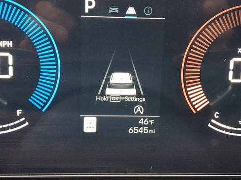 Certified 2025 Hyundai Santa Fe SE image 22