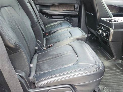 Used 2018 Ford Expedition Limited RWD image 20
