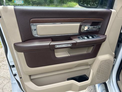 Used 2015 RAM 1500 Laramie w/ Convenience Group RWD image 7