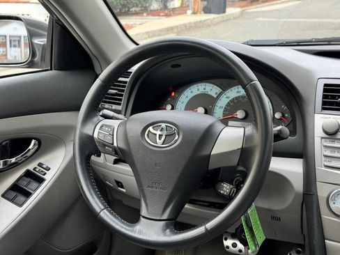 Used 2011 Toyota Camry SE w/ SE Extra-Value Pkg #1 image 27