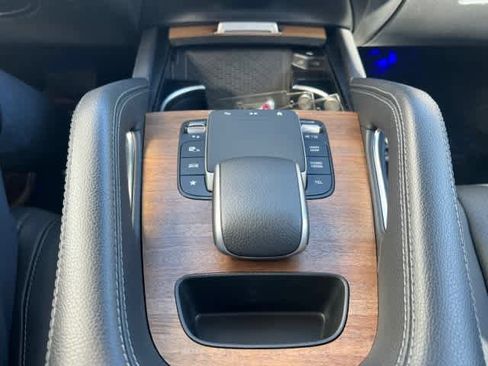 Certified 2024 Mercedes-Benz GLE 350 4MATIC image 28
