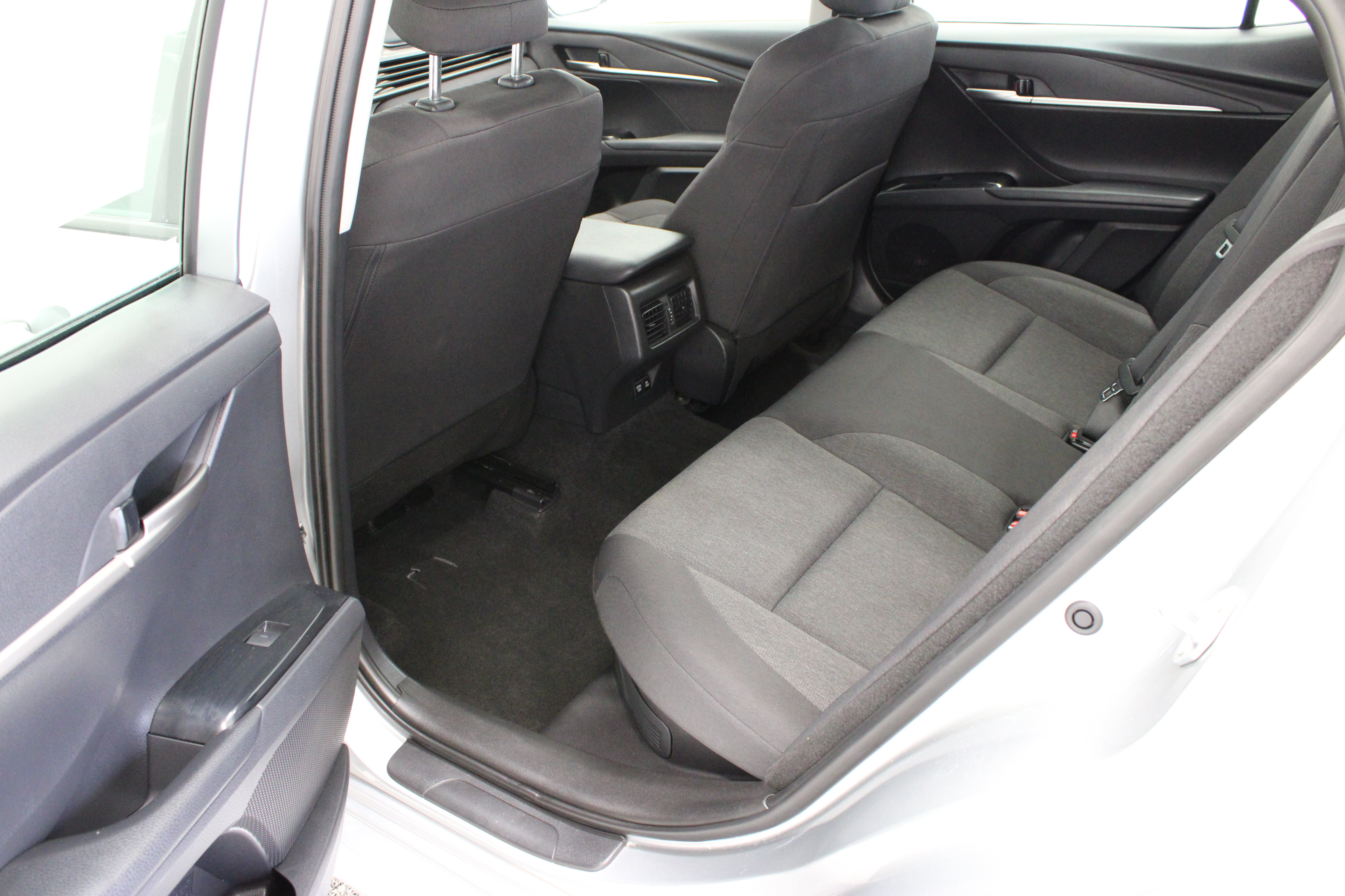Certified 2026 Toyota Camry LE FWD image 25