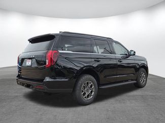 New 2026 Ford Expedition Active RWD video 2