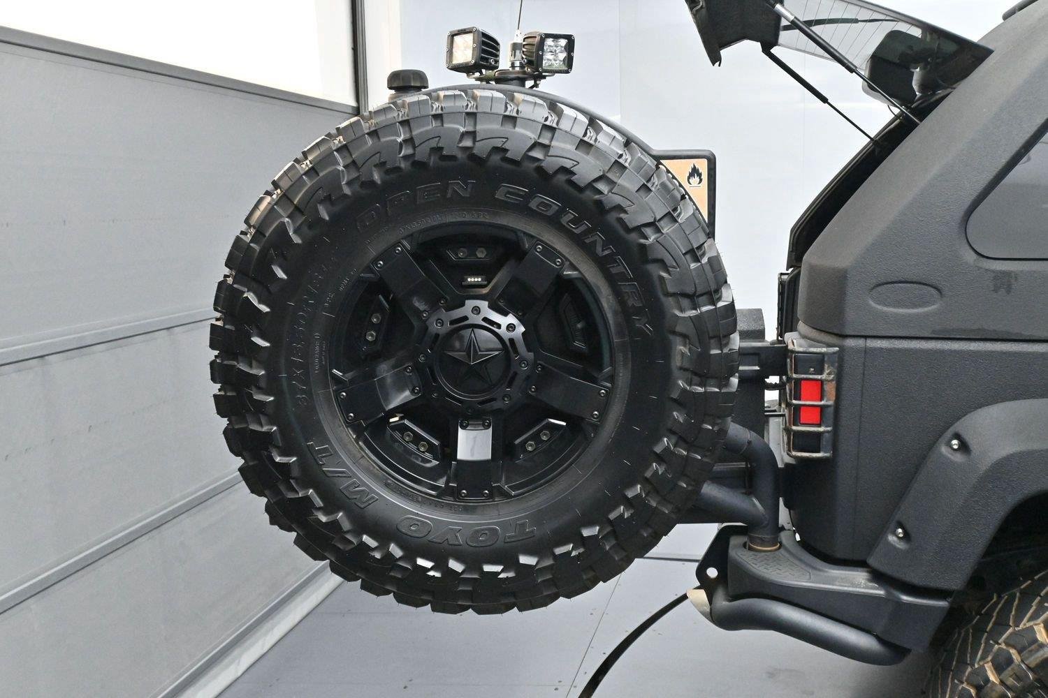 Used 2017 Jeep Wrangler Unlimited Rubicon AWD/4WD image 31