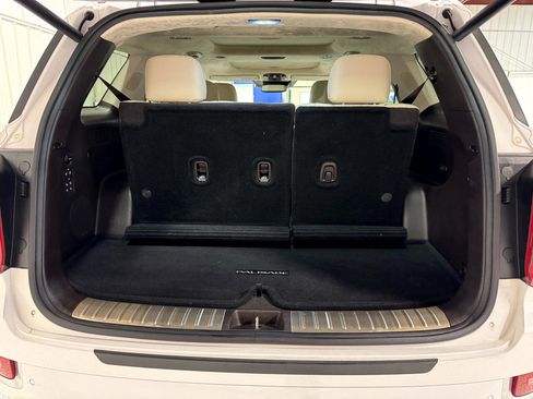 Used 2020 Hyundai Palisade Limited image 8