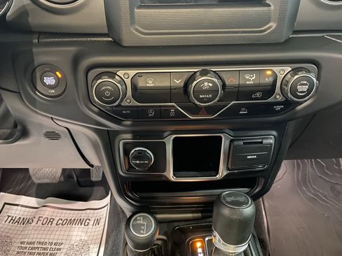 Certified 2022 Jeep Wrangler Unlimited Sport image 23