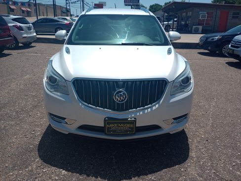 Used 2017 Buick Enclave Leather w/ Enclave Sport Touring Edition FWD image 2