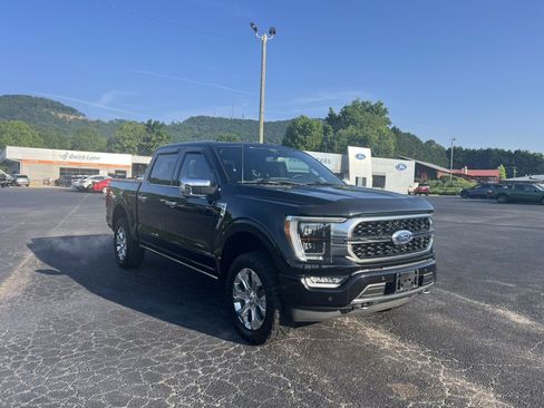 Certified 2022 Ford F150 Platinum w/ Equipment Group 701A High image 3