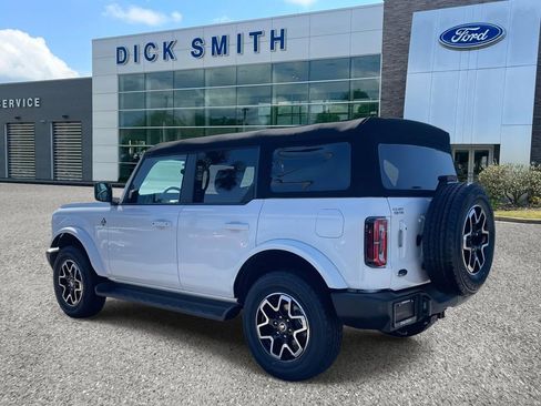 New 2025 Ford Bronco Outer Banks image 4