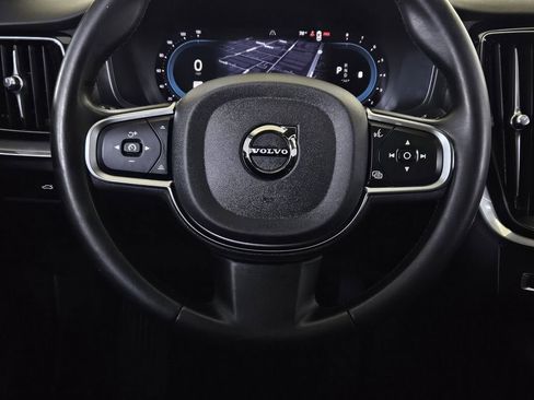 Used 2024 Volvo S60 B5 Core FWD image 18