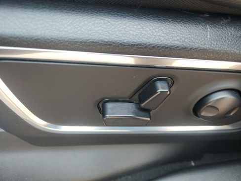 Used 2024 RAM 1500 Laramie image 21