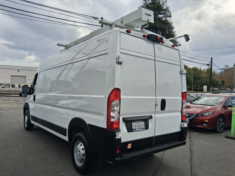 Used 2023 RAM ProMaster 2500 FWD image 4