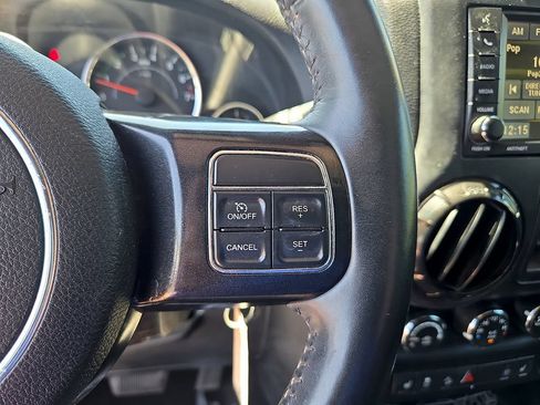 Used 2017 Jeep Wrangler Unlimited Sahara AWD/4WD image 25