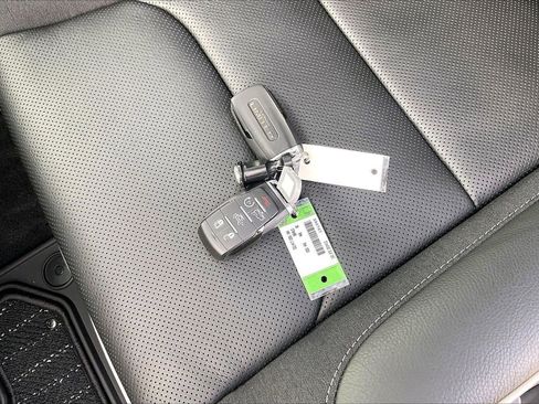 New 2026 RAM 1500 Limited image 34