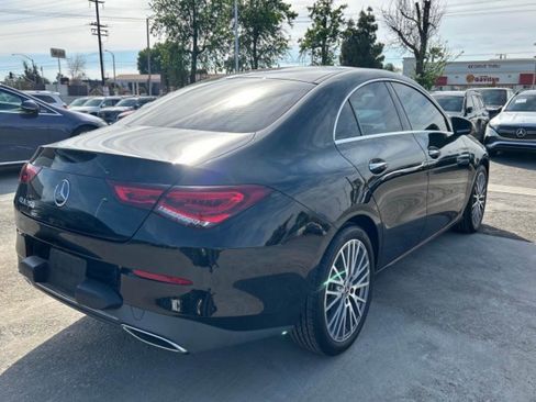 Used 2022 Mercedes-Benz CLA 250 image 2