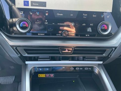 New 2026 Lexus TX 350 AWD image 21