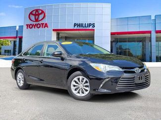 Used 2015 Toyota Camry LE FWD video 1