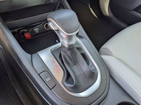 Used 2022 Kia Forte LXS image 25