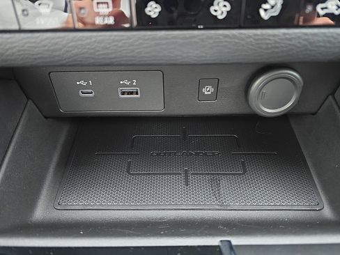 New 2025 Mitsubishi Outlander SE image 22