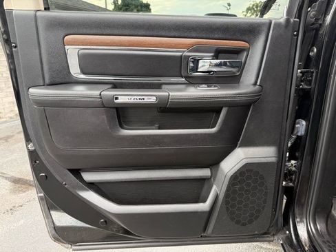 Used 2015 RAM 1500 Laramie w/ Convenience Group AWD/4WD image 14