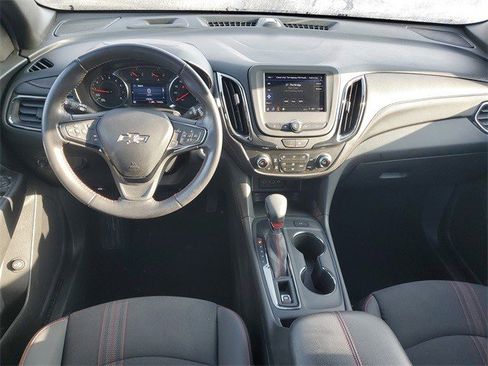 Certified 2022 Chevrolet Equinox RS image 18