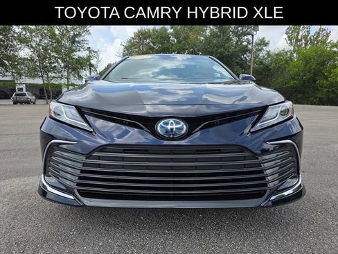 Used 2022 Toyota Camry XLE FWD image 8
