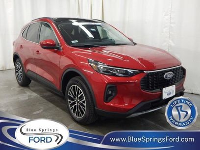 New 2025 Ford Escape SE w/ PHEV Premium Package