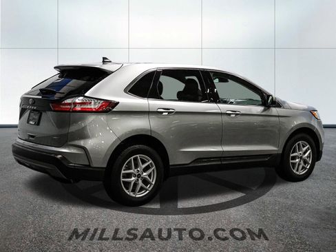 Certified 2024 Ford Edge SEL w/ Convenience Package AWD/4WD image 8