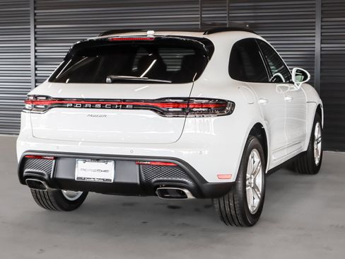 New 2026 Porsche Macan image 10