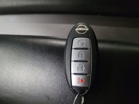 Used 2023 Nissan Murano SV image 32