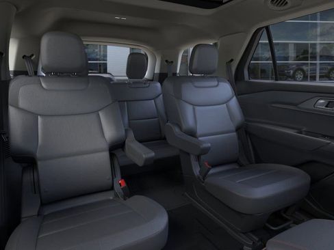 New 2026 Ford Explorer Active w/ Active Comfort Package image 12